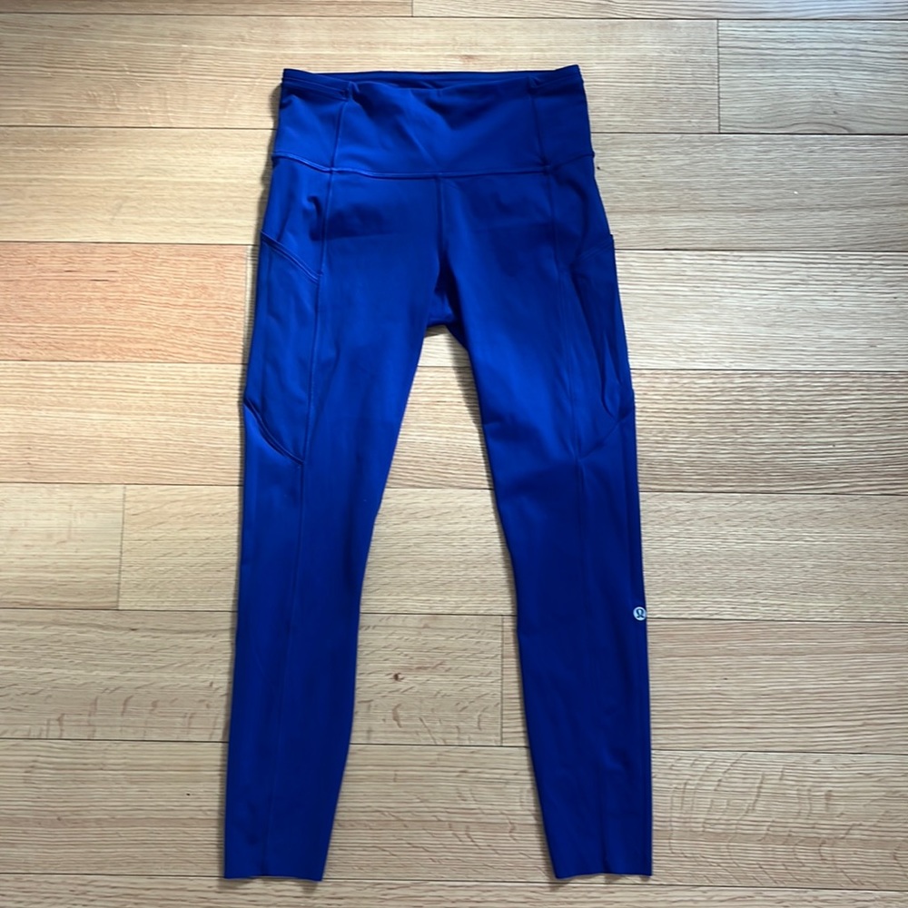 Lululemon leggings, blue, size 6, 25” inseam, great condition